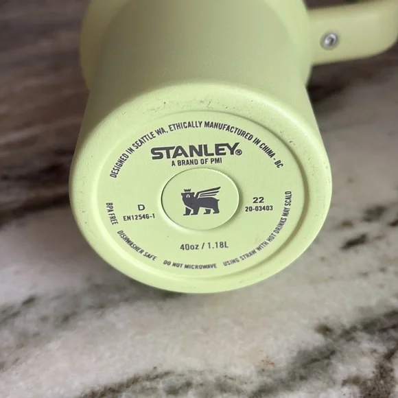 Stanley Lime Green Tumbler with Straw - Picture 4 of 5